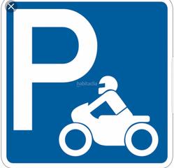 Rent Motorcycle parking in Travessera industrial 103. Plaza amplia muy comoda de facil acceso y sin colu