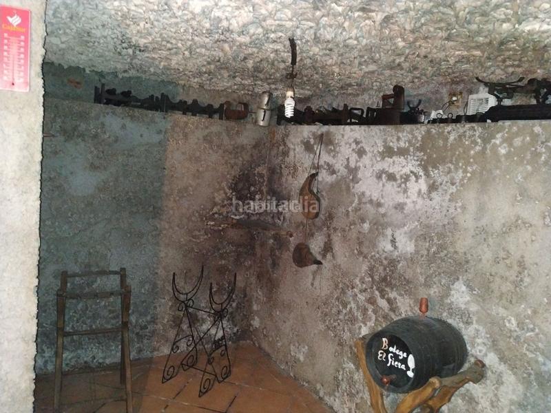 Foto 1f6a3d15-0a50-4d0e-a02f-56d50e59490c. Chalet en calle luciano 97 chalet con piscina en Nueva Carteya