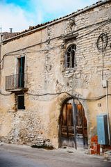Casa a Carrer major 4. Casa amb terreny