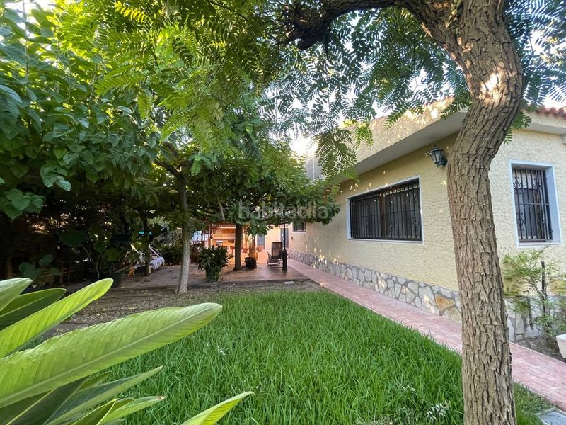 Foto 6c6e2d8d-90ee-49ae-820d-800a26f0cf3b. Alquiler chalet en carrer mestral 3 excepcional chalet independiente con piscina en Sant Vicent del Raspeig