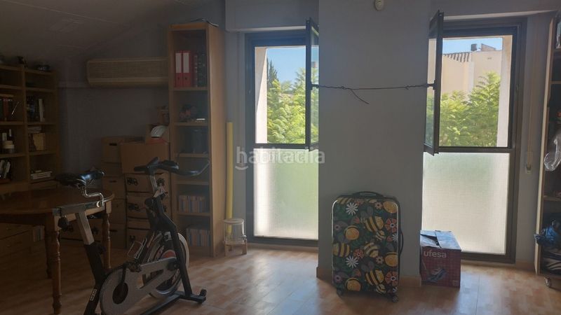 Foto 05badbd3-6803-45a6-a5c9-fb3a92fb0707. Casa adosada en carrer serra perentxisa 28 lugar tranquilo con mucha luz en Picanya