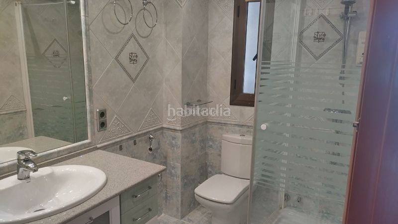 Foto 42bbba5e-5137-4bd7-a915-125bf5e55ee6. Casa adosada en carrer serra perentxisa 28 lugar tranquilo con mucha luz en Picanya