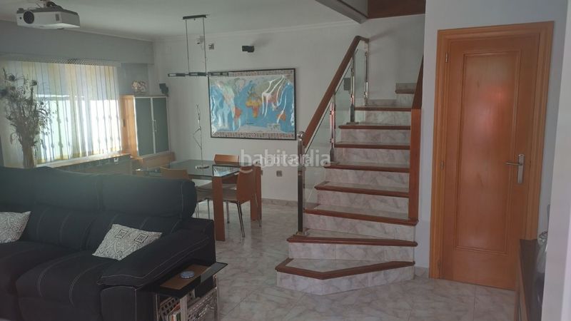 Foto a02b8280-c089-4366-b883-43e975e3bbd9. Casa adosada en carrer serra perentxisa 28 lugar tranquilo con mucha luz en Picanya