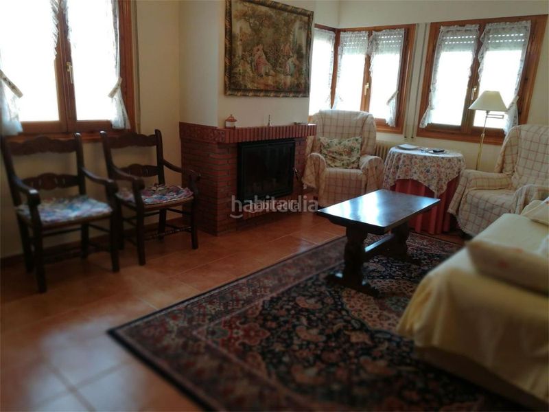 Foto df28df96-01b9-4d92-a317-4c2813fdf28a. Casa in calle senovilla 19 in Olmedo