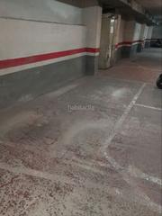 Rent Motorcycle parking in Carrer de torns 27. Plaza de parking para conductores de verdad.