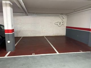Affitto Posto auto in Carrer illa 6. La devesa / carrer illa
