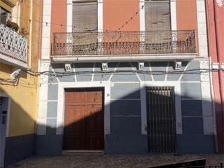 Casa adossada a Plaça de dalt 4. Petrer / plaça de dalt