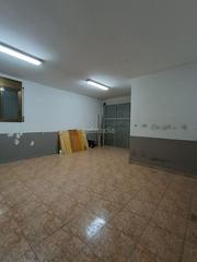 Location Bâtiment à usage industriel à Carrer de tarragona 7. Local/almacén amplio
