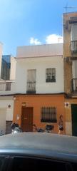 Maison jumelée à Calle juan de pineda 50. Triana oeste / calle juan de pineda