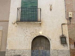 Casa adossada a Calle baja 32. Lascellas-ponzano / calle baja
