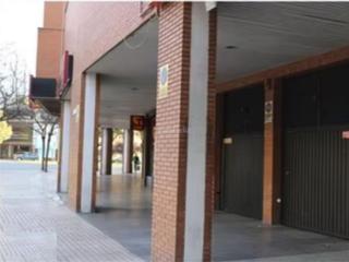 Location Parking voiture à Avenida sinforiano madroñero 15e. Valdepasillas - la paz - huerta rosales / avenida