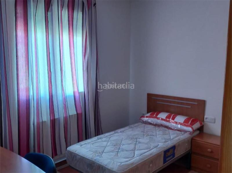 Foto 28724e5c-a683-45d5-b59a-6f500ed5b0e6. Casa adosada en calle vista granada 44 san francisco - chorillo / calle vista granada en Gabias (Las)