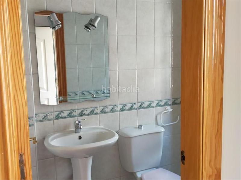 Foto cb690473-7bfa-4f74-801c-0fbf79d99733. Casa adosada en calle vista granada 44 san francisco - chorillo / calle vista granada en Gabias (Las)