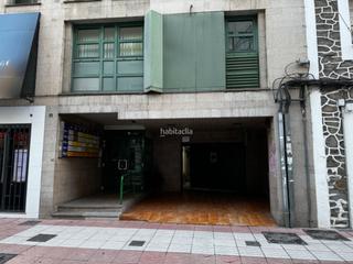 Parking voiture à Calle fueros de león 3. Venta de garaje
