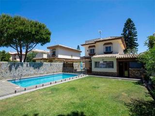 Rent House in Calle bancada 32. Sancti petri / calle bancada