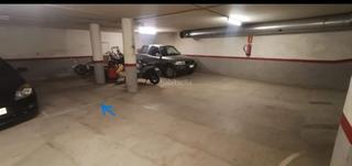 Parking voiture à Carrer de sant jaume 13. Parking grande