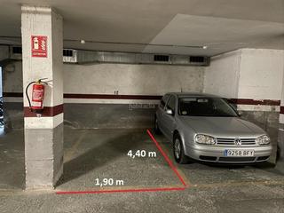 Aparcament cotxe a Carrer d'aragó 336. Plaza parking en venta arago (esq. girona)