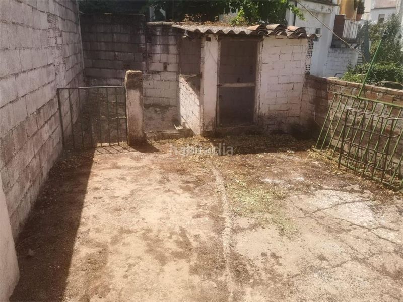 Foto 45b3a1fb-f778-476a-ab58-230bdbc22304. Casa adosada en calle escultor higueras 60 / calle escultor higueras en Santisteban del Puerto