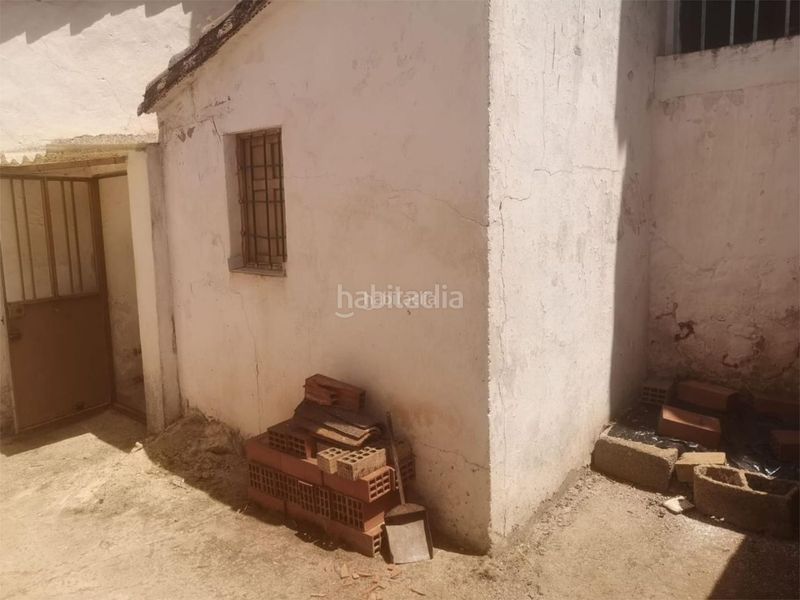 Foto 9ad9be69-95a3-4290-9e77-897e4b463957. Casa adosada en calle escultor higueras 60 / calle escultor higueras en Santisteban del Puerto