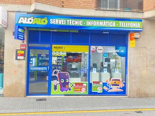 Local commercial à Carrer de sant pere 94. Local  en el centro de lloret de mar!