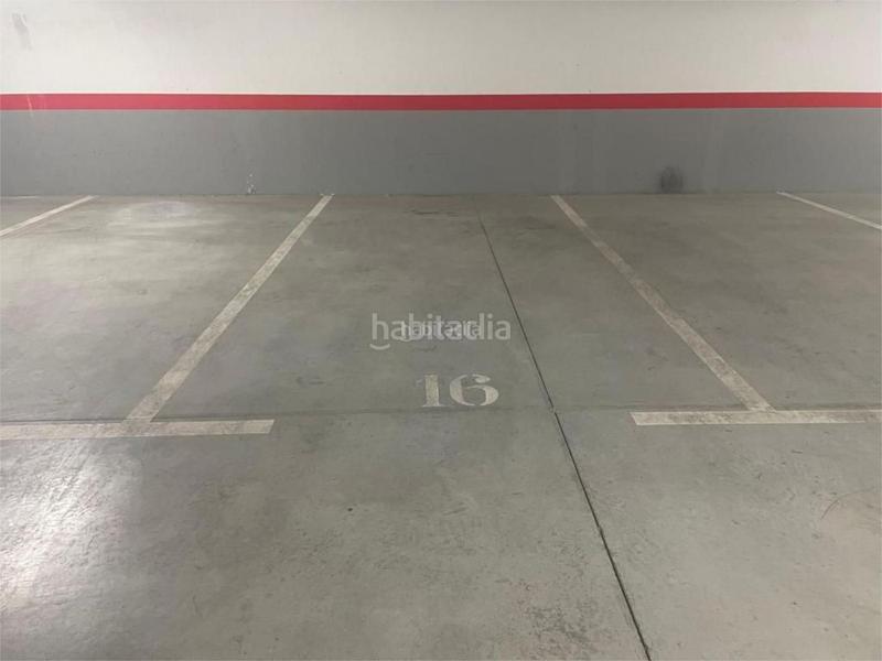 Foto e800e9ce-4b9b-4776-b079-682c4afb7a66. Miete autoparkplatz in avenida juan carlos i 24 in Ávila