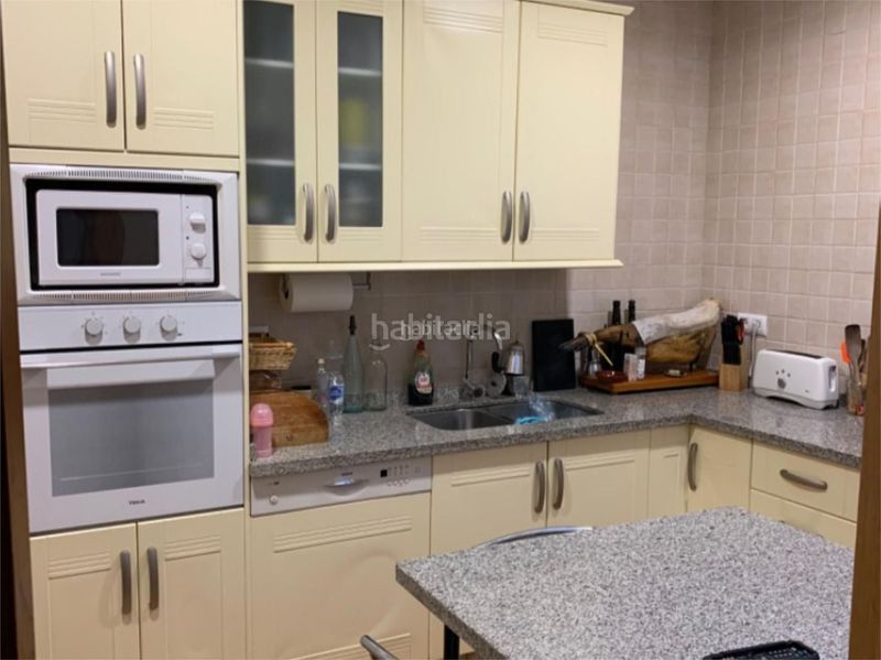 Foto eeea5478-42a6-4d97-9177-907535bc6acf. Casa adosada en calle valeriano bécquer 73 Barrio del Nervión / valeriano bécquer en Sevilla