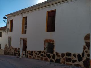 Casa adossada a Plaza quince de abri 9. Campofrío / plaza quince de abril  19