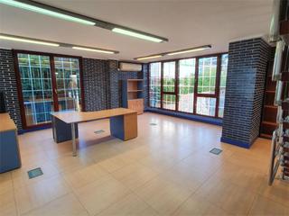 Alquiler Oficina en Urbanización bezana bella 70. Santa cruz de bezana / urbanización bezana bella