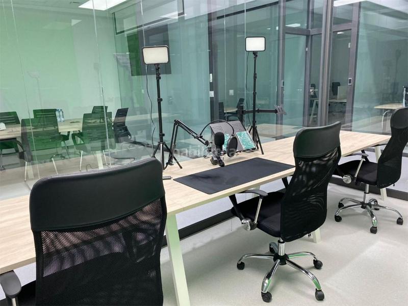 Foto 6c1b9d0e-bb0c-40b3-bfd8-21b1330c15fb. Miete büro in calle einstein 9 in Nuevo Parque Ciudad Real