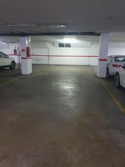 Lloguer Aparcament cotxe a Calle nicolás orta 46. Isla chica / calle nicolás orta