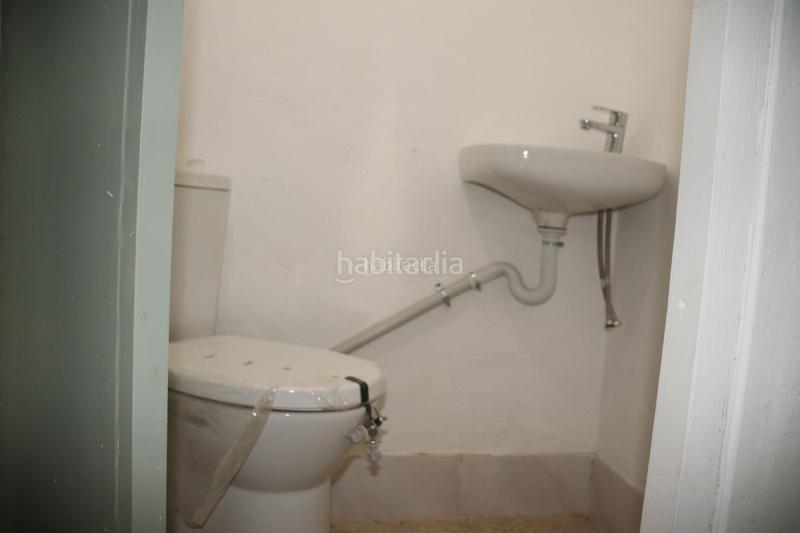 Foto c8d0e797-3451-4a6c-846f-61b32ef08b31. Local comercial en ronda de la cerdanya 34 local comercial con salida de humos. en Mataró