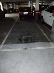 Location Parking voiture à Calle de juan de valladolid 13. Parquesol / calle de juan de valladolid