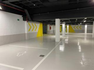 Lloguer Aparcament cotxe a Avenida de los pirineos 17. Polígono industrial sur / avenida de los pirineos