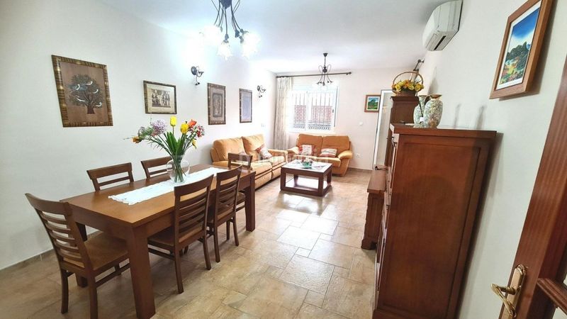 Foto ea193675-771c-4462-8b87-ee898d3fa105. Flat in avenida las palmeras 1e in Parque de la Paloma Benalmádena