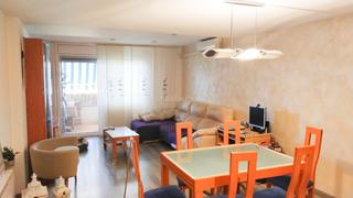 Appartement à Carrer doctor robert 1a. Precioso piso en albatarrec