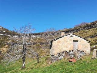 Casa a Lugar las nieves 18. Espinosa de los monteros / lugar las nieves