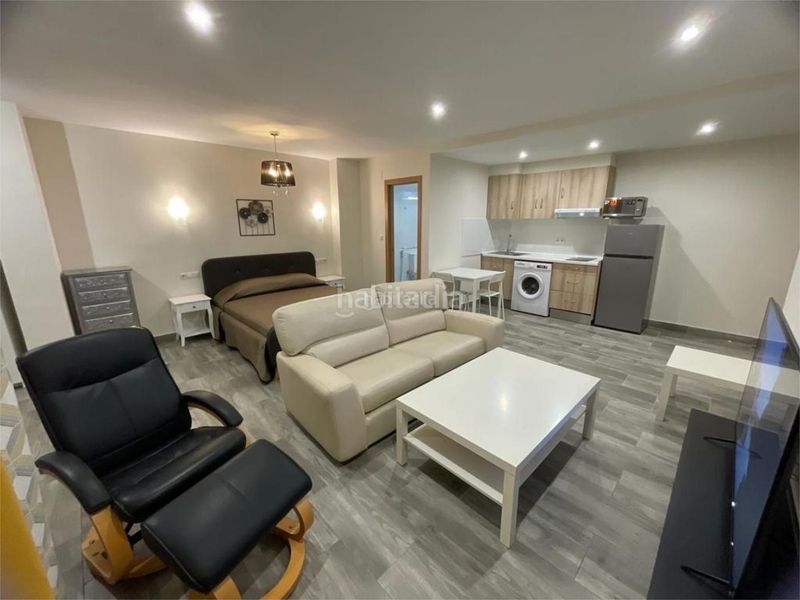 Foto d61aca9a-f722-4caa-9663-1c4132377b60. Miete loft in carrer de jesús 81 in Arrancapins Valencia