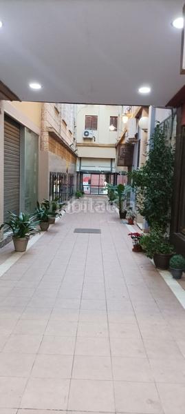 Foto ba632482-fe8a-47ca-a8bb-d153bfb1e5a9. Location local commercial dans calle sierpes 11 dans Sevilla