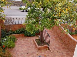 Casa a Avenida julián besteiro 114. ¡gran vivienda y en zona accesible de olvera!