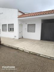 Casa adossada a Calle holanda 12. Pedanías de badajoz / calle holanda