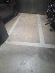 Motorradparkplatz in Carrer de terque 40. Parking moto poble nou