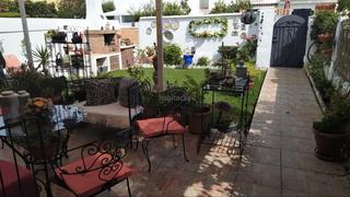 Casa adossada a Avenida de la gran bretaña 3a. Venta chalet san andrés golf, chiclana