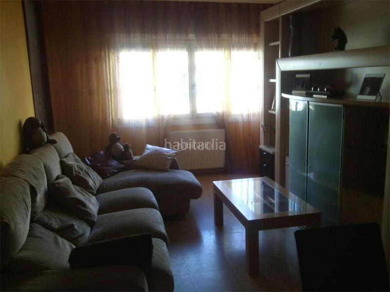 Foto 07e60d4c-a644-4e2b-b0f2-98c19f930d00. Piso en calle bardenas reales 6 / calle bardenas reales en Milagro