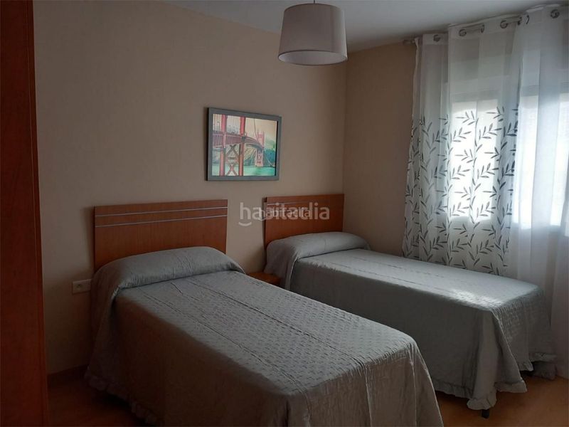 Foto 52693c77-38d5-44df-b8ce-32c9d338be04. Lloguer pis a calle titanes 3 a Paseo Marítimo - San José - La Laguna Cádiz