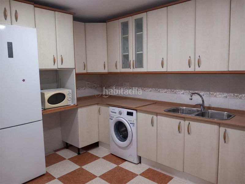Foto c15b28e4-feb4-45d6-b266-ec8512040c69. Lloguer pis a calle titanes 3 a Paseo Marítimo - San José - La Laguna Cádiz