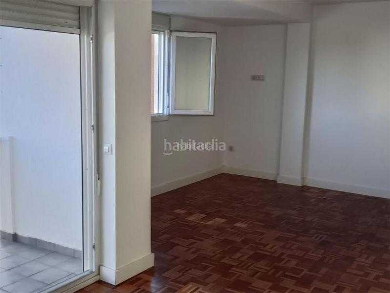Foto a42e6ed3-066d-4234-ba83-2aeb5bbe65a1. Affitto appartamento in calle juan ramón jiménez 12 in Sevilla