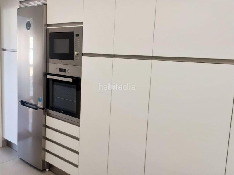 Foto 2cef5b6f-4f40-4125-9c77-64e0c67184ef. Rent flat in calle juan ramón jiménez 12 in Los Remedios Sevilla