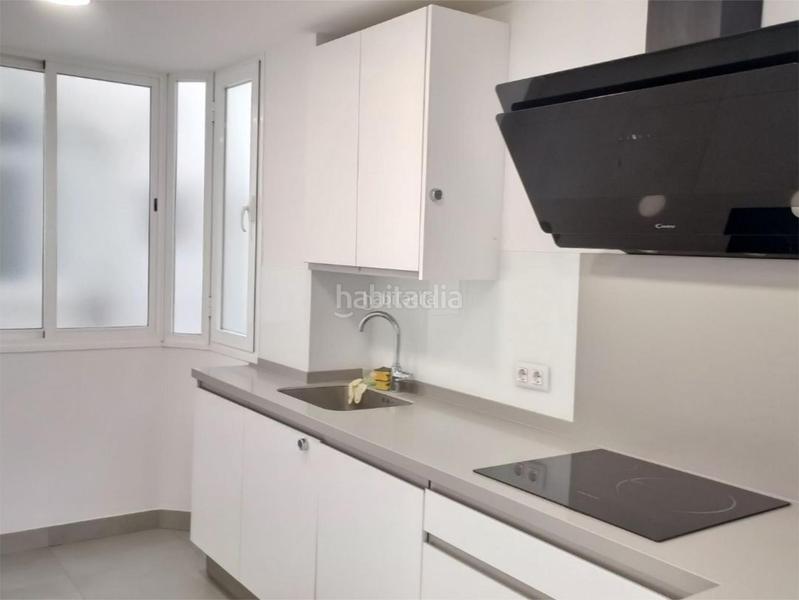 Foto dc1e146e-5a58-43f1-843f-111a2a5ed085. Rent flat in calle juan ramón jiménez 12 in Los Remedios Sevilla