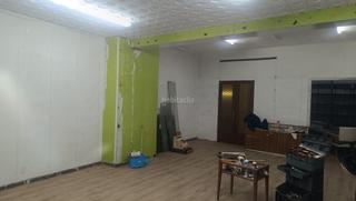 Lloguer Local Comercial a Carrer de sant francesc xavier 46. Local amplio