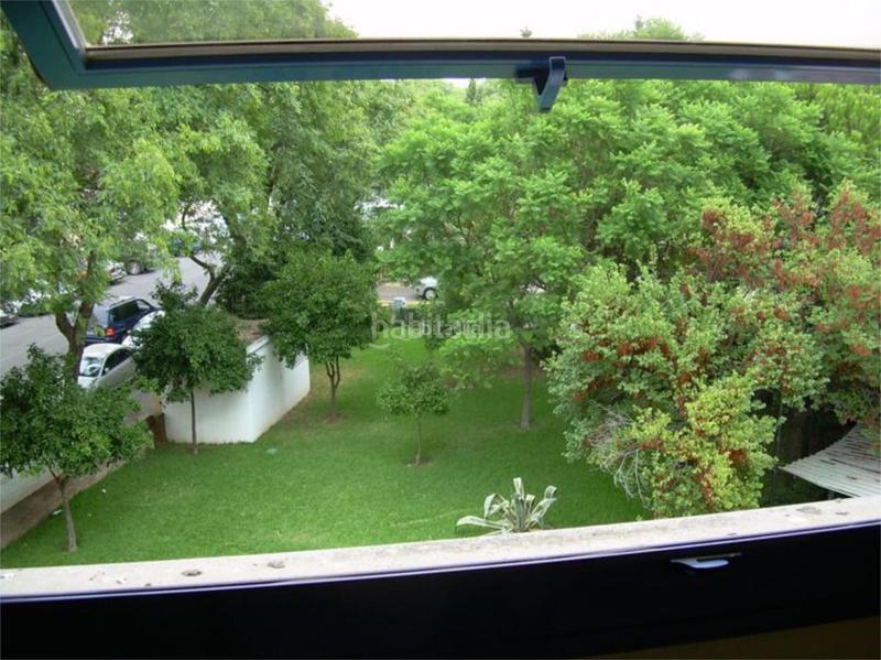 Foto 92dc1777-484b-45bb-8437-4850fbb9c4ed. Location bureau dans avenida alcalde luis uruñuela 19 dans Sevilla